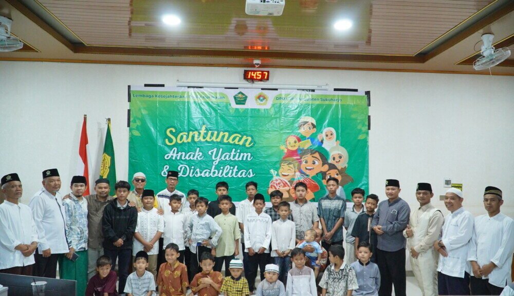 LKS Nur Hasan Berikan Santunan Anak Yatim